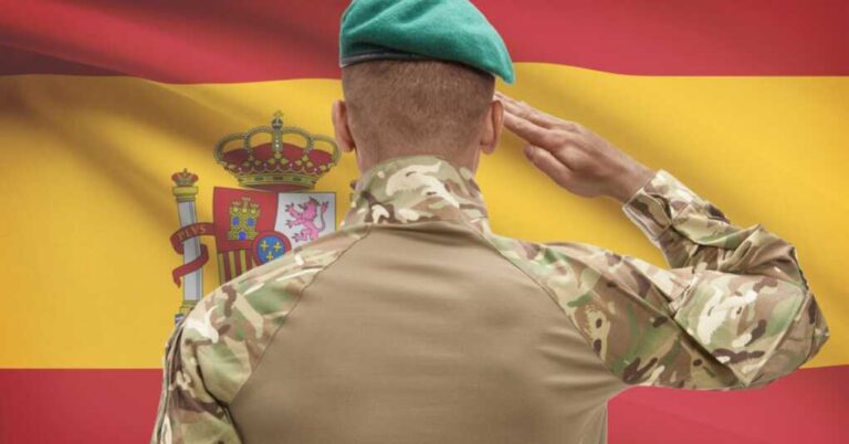 Soldiers in Spain Pretend to Switch Genders for Higher Pay, Better Benefits
