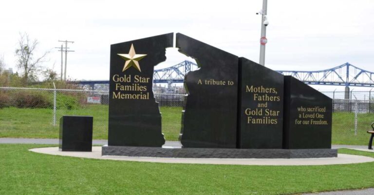 Gold Star Families Blast Harris Narrative of Trump at Arlington 