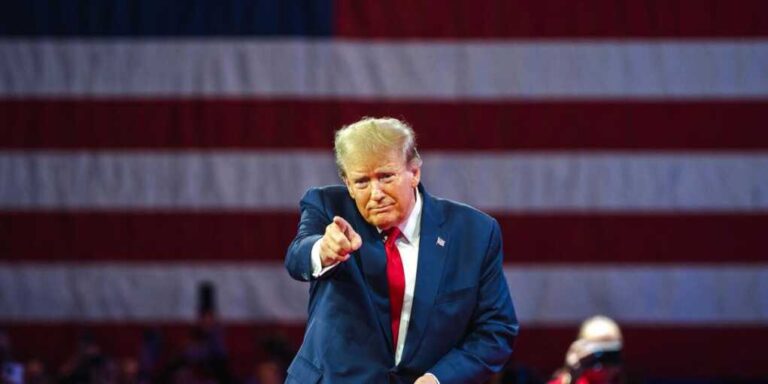 Trump Teases 2028 Announcement—and the Media Absolutely Loses It Trump Teases 2028 Announcement—and the Media Absolutely Loses It