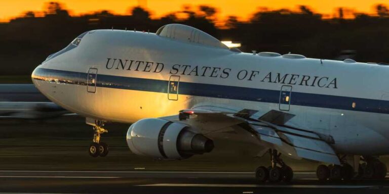 Doomsday Plane’s Mysterious Flight Fuels War Fears