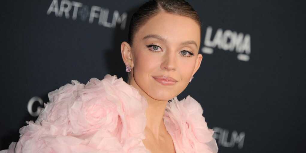 Tinseltown / Shutterstock.com