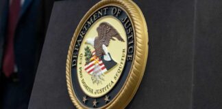 Meir Chaimowitz / Shutterstock.com